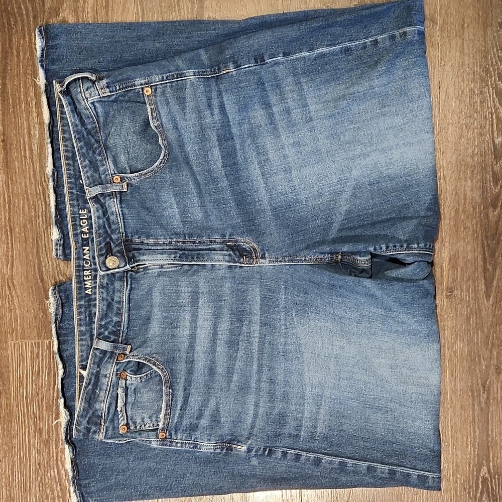 American Eagle Outfitters Medium Blue Flared Jeans - Picture 3 of 10
